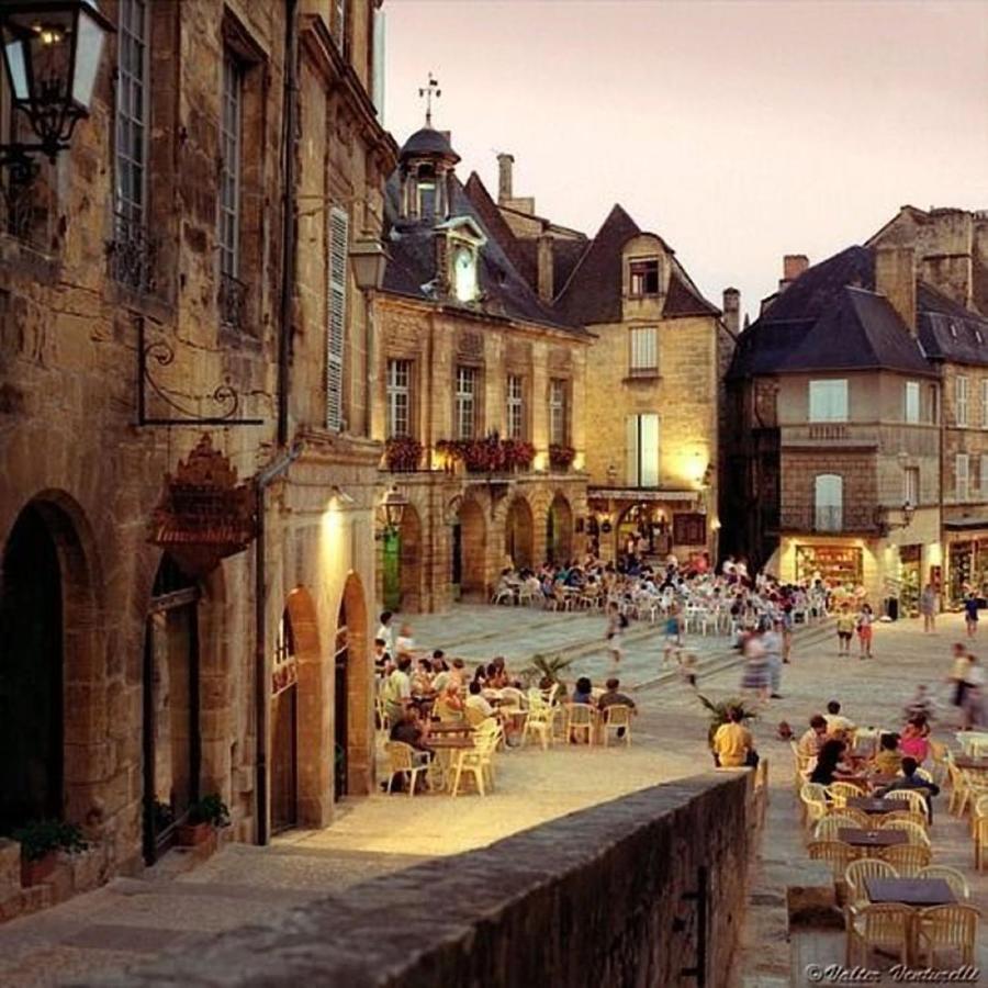 Gite Chez Julie - Clima - Parking Sarlat Exterior foto